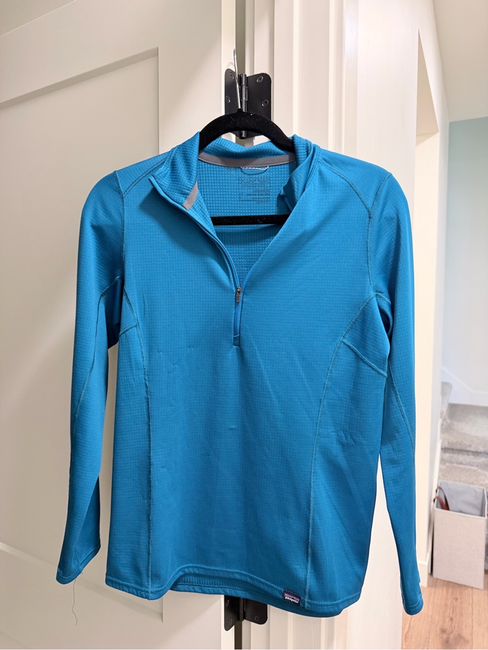 Patagonia Women's Turquoise Long-Sleeve Quarter-Zip Top